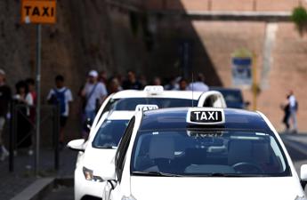 Taxi Roma, Urso: “Su licenze Gualtieri impari da Veltroni”