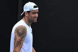 Tennis, stop per Berrettini fino al 2024: “Stagione finita”