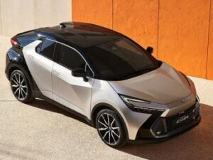 Toyota C-HR: aperti gli ordini