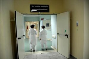Tumori: ‘il Codice postale conta’, 4 pazienti su 10 si spostano per cure