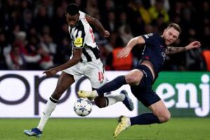 Ascolti tv martedì 28 novembre, prime time a Milan-Borussia Dortmund