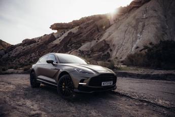 Aston Martin DBX707: il Super SUV lussuoso