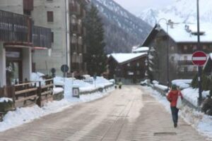 Cervinia cambia nome, Santanchè si schiera: “Siete matti?”