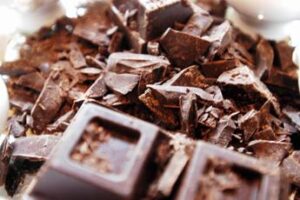 Cioccolato e neuroscienze: suoni, luci e colori condizionano gusto