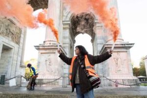 Clima: ‘io, di Ultima Generazione, vi racconto perché ho imbrattato l’Arco della Pace’