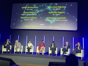 Deloitte, 4 imprese italiane su 10 investiranno nell’Intelligenza Artificiale nei prossimi 3 anni