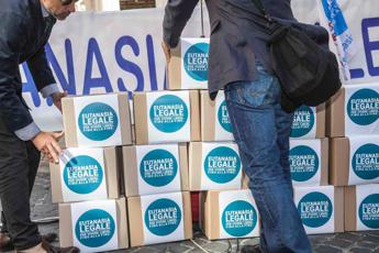 Eutanasia, allarme Cei: “Preoccupazione per sviluppi legislativi locali e nazionali