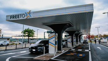 FREE TO X: concluso il piano di installazione delle 100 stazioni di ricarica ad alta potenza