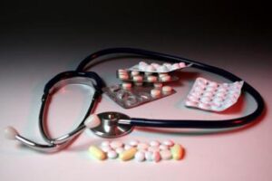 Farmaci, in Ue solo 2 fornitori di generici per 70% oncologici e 56% antibiotici