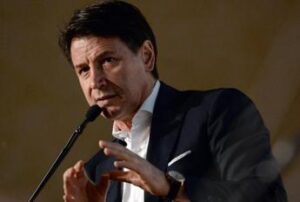 Guerra Israele-Hamas, Conte: “È l’ora del coraggio per Italia e Ue”