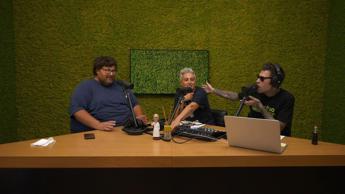 Muschio Selvaggio, scintille da Fedez tra Mario Adinolfi e Cathy La Torre