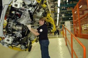 Ocse, rallenta la crescita dell’Italia: pil frena a +0,7% nel 2023 e 2024