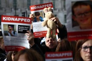 Ostaggi Hamas, “accordo raggiunto per il rilascio” ma Israele smentisce