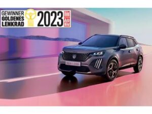 Peugeot E-2008 vince il Volante d’Oro