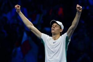 Sinner batte Djokovic, capolavoro di Jannik alle Atp Finals 2023