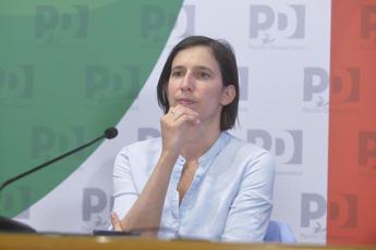 Stop mercato tutelato, Schlein: “Tassa Meloni su bollette”