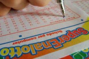 Superenalotto, la combinazione vincente di oggi 22 dicembre