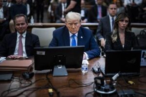 Trump e le accuse di complotto sulle elezioni 2020, niente immunità per il tycoon