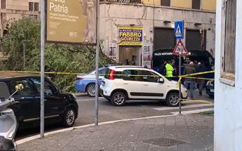Uccisa da albero crollato a Roma, la rabbia del figlio della vittima: “Tagliate tutto”