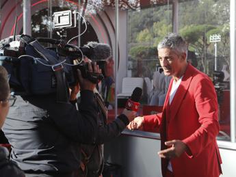 Viva Rai2, fenomeno Fiorello: boom ascolti rispetto al 2022