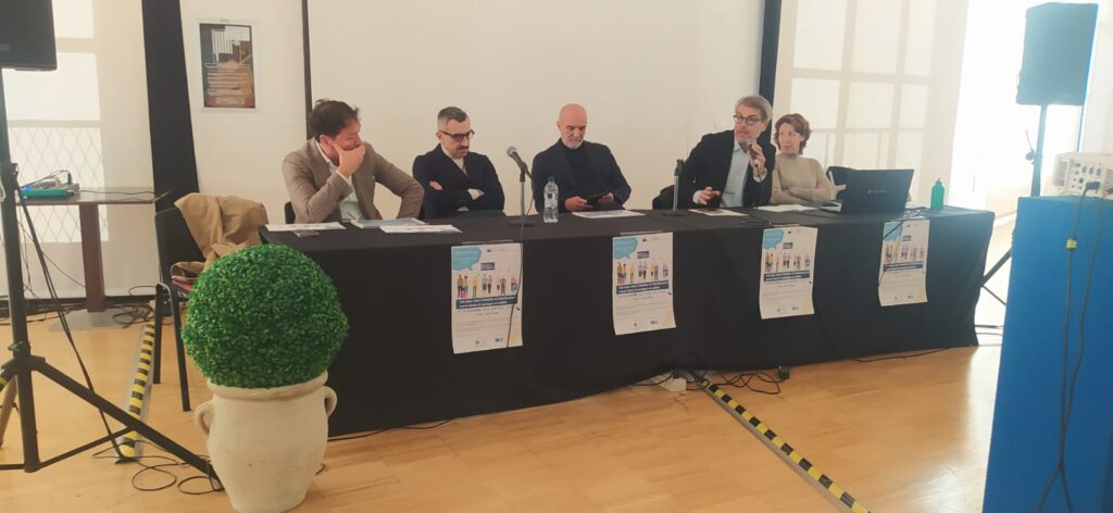 Pescara, via all'assegno di inclusione e supporto formazione-lavoro