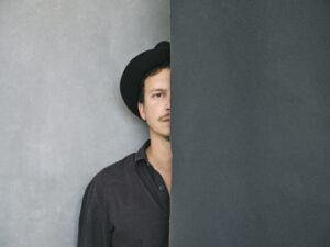 Andrea Amati pubblica il 1 dicembre il suo album “Passo dopo passo ” fuori per TSCK Records