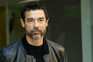 Ascolti tv, ‘Un Professore’ vince il prime time con il 22,8%