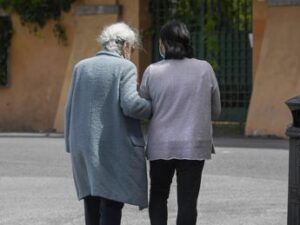 Colf e badanti, oggi secondo click day decreto flussi 2023