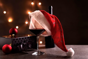 Ecco i 5 vini da regalare ai wine lover questo Natale