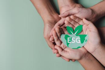 Finanza sostenibile, cresce la consapevolezza verso gli ESG