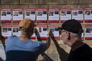 Hamas: “No negoziati per ostaggi”. Netanyahu: “Non possiamo liberarli tutti”