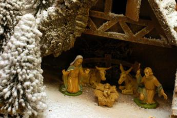 Natale, Fratelli d’Italia ‘blinda’ il presepe a scuola