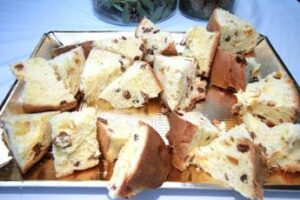 Pandoro e panettone, differenza: come individuare ricetta originale sull’etichetta