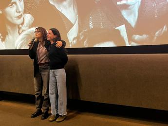 Paola Cortellesi e la violenza sulle donne: “Un film non cambia le cose, le storie sì”