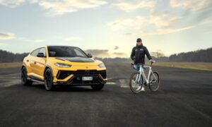 Presentato il nuovo Peugeot E-3008