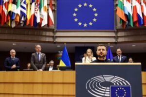 Ucraina, via libera Ue a colloqui adesione: svolta storica