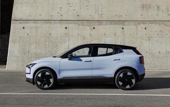 Accoglienza record per la Volvo EX30, nuova star del car sharing