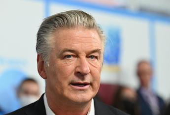 Alec Baldwin, nuove accuse di omicidio sul set del film Rust