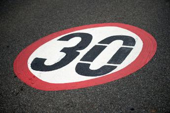 Bologna Città 30 divide, le domande frequenti: dall’inquinamento allo stress