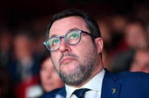 Corruzione Liguria, Salvini: “Toti? Dimissioni sarebbero resa”