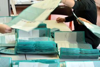 Elezioni, Fratelli d’Italia chiude spiragli su terzo mandato per governatori