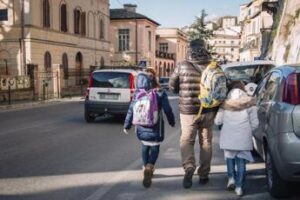 Famiglie italiane sempre più povere, ricchezza scesa dell’1,7% nel 2022