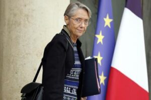 Francia, Borne si è dimessa. Nuovo premier domani mattina