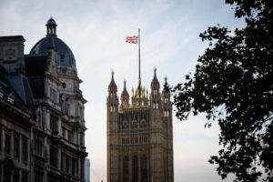 Fuga da Westminster: “Il palazzo del Parlamento è freddo e cade a pezzi”