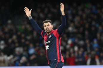 Il Cagliari supera 2-1 in rimonta il Bologna