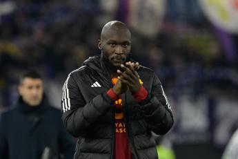 Lazio, curva Nord chiusa per cori razzisti contro Lukaku