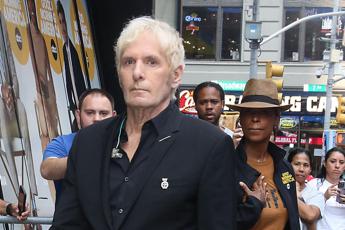 Michael Bolton operato per un tumore al cervello, annullati concerti del tour