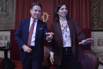 Pd-M5S, Schlein spinge per intesa e Conte è freddo