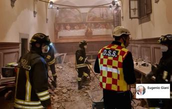 Pistoia, crolla solaio ex convento durante matrimonio: 5 feriti gravi