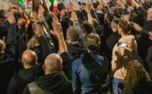Saluto romano, pg Cassazione: “Reato solo se pericolo per ordine pubblico”